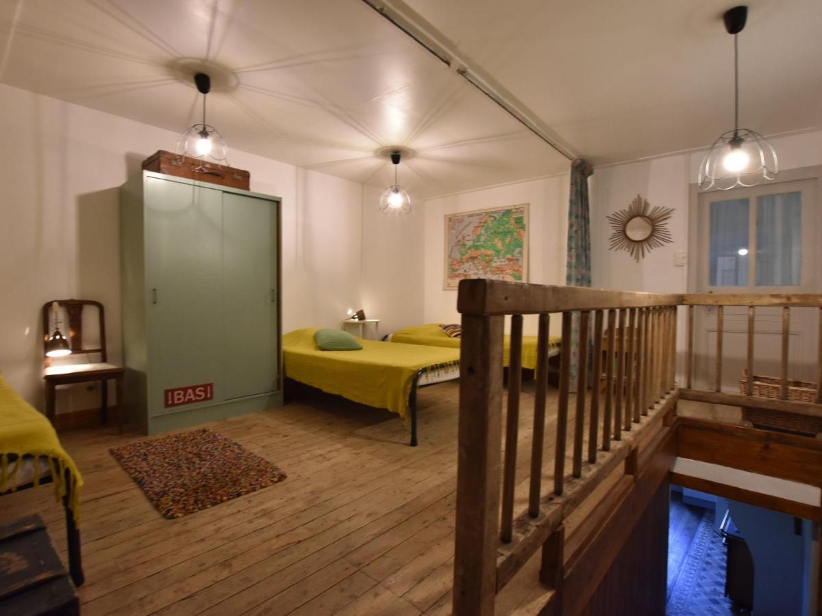 Spacious Holiday Home Near The Forest Barricourt Exteriör bild